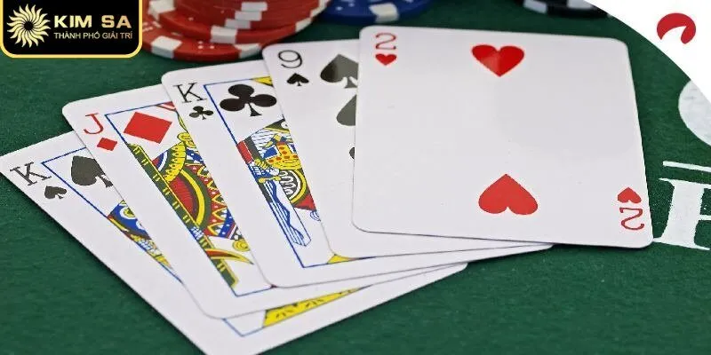 Luật Poker - Nắm Vững Hướng Dẫn Để Trở Thành Cao Thủ 2 Những thông tin cần biết trong luật Poker